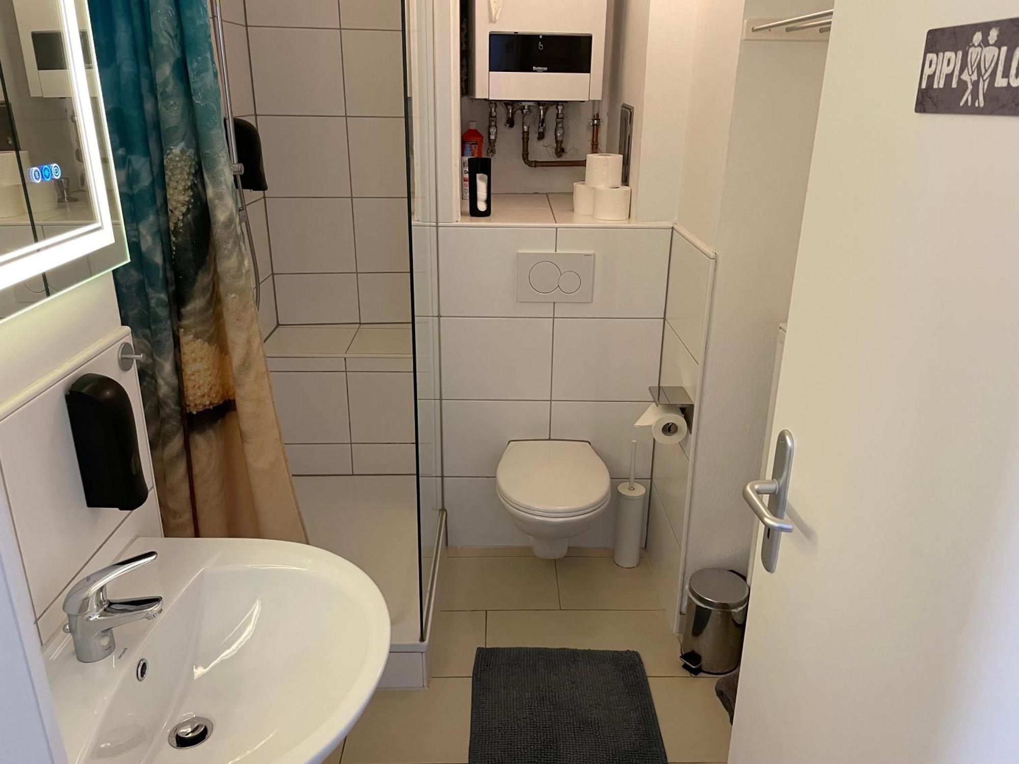 Schoenes Apartment Mitten In Der Stadt III Koblencja Zewnętrze zdjęcie